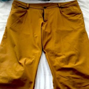 Lululemon khaki pants